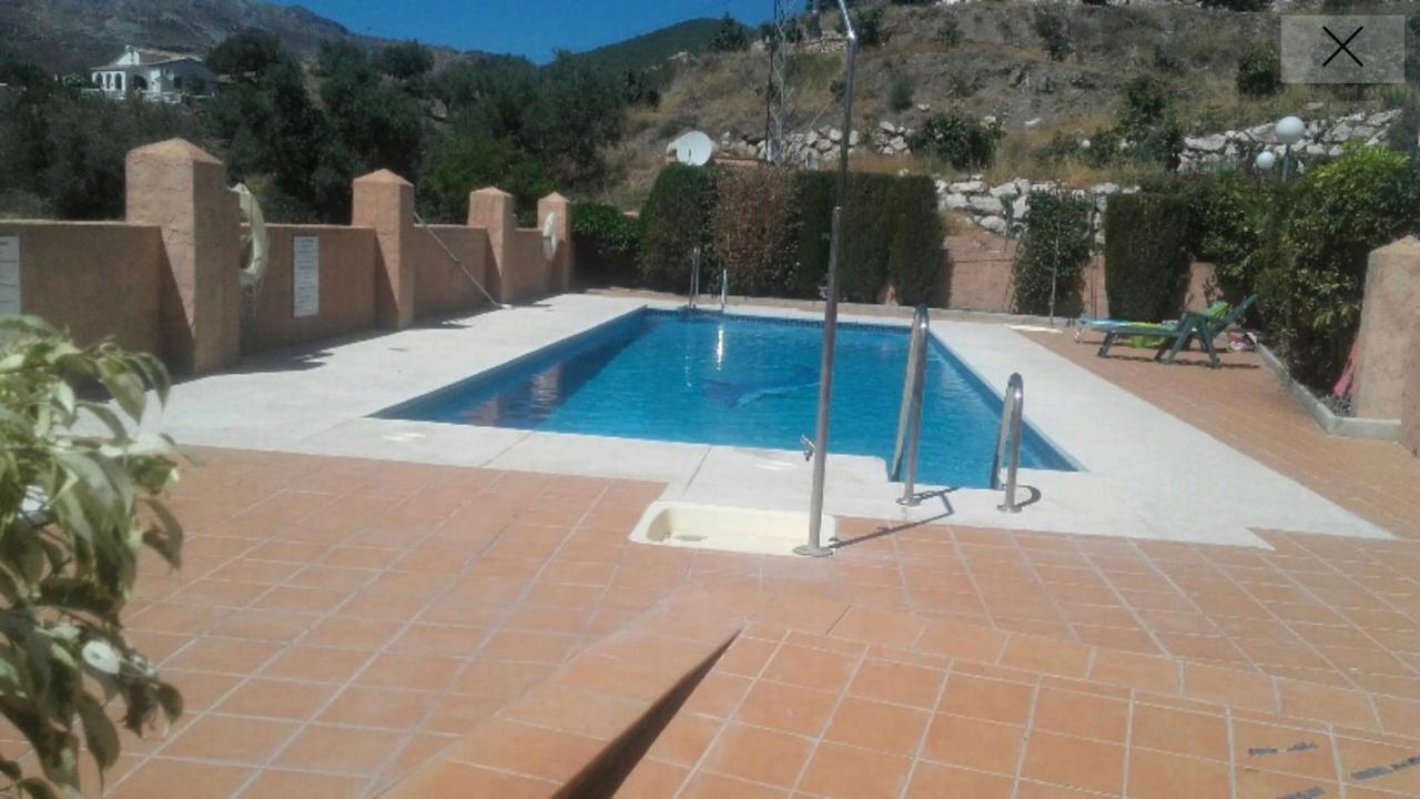 Precioso Apartamento En Complejo Residencial. Alcaucín Buitenkant foto